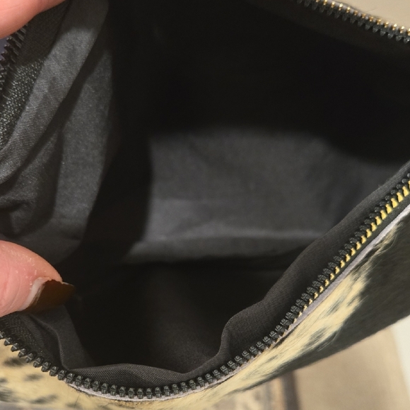 Cow Print Viral Shoulder Bag! - Picture 6 of 6